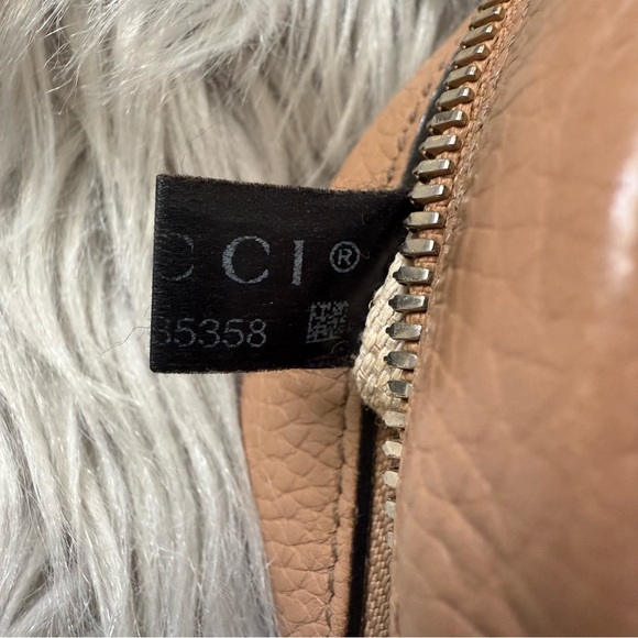 GUCCI Pebbled Calfskin Small Soho Disco Bag - Picture 13 of 16